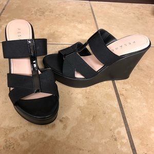 Black wedges